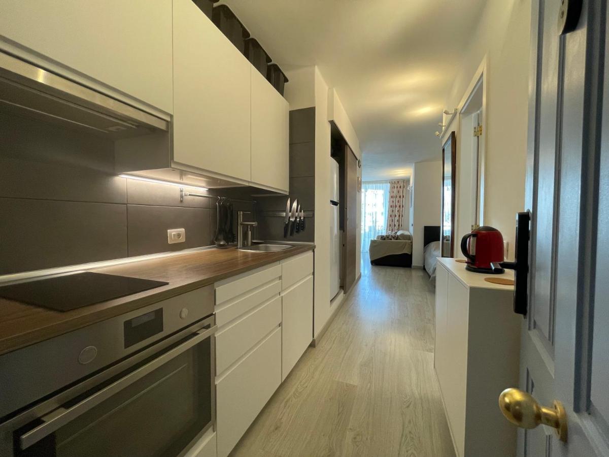 Apartamento Con Piscina En Golf Del Sur ซานมิเกลเดียโบนา ภายนอก รูปภาพ
